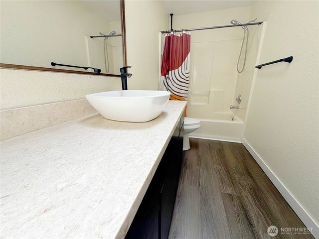 3717 S 316th Street, Auburn, WA 98001