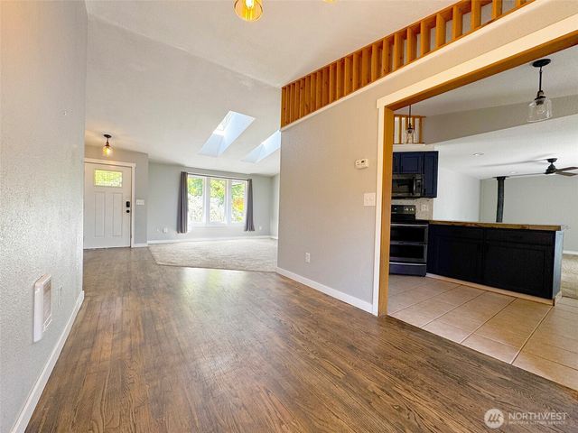 3717 S 316th Street, Auburn, WA 98001