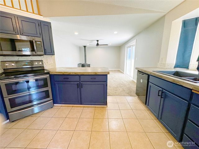 3717 S 316th Street, Auburn, WA 98001