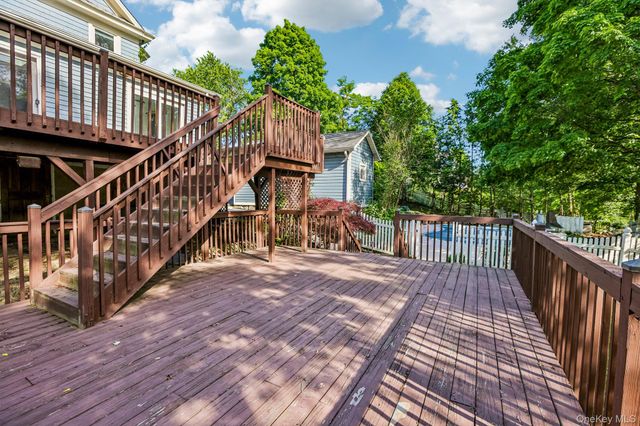 605 Stage Road, Monroe, NY 10950
