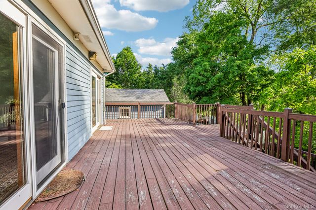 605 Stage Road, Monroe, NY 10950