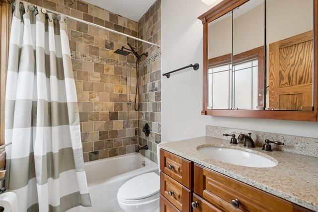 747 Park Avenue, River Forest, IL 60305