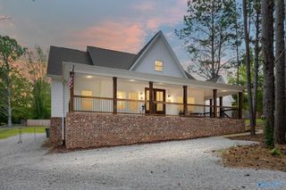 985 Pine Grove Road, Harvest, AL 35749