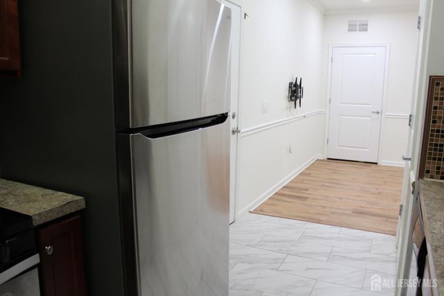 611 Doral Court, Piscataway, NJ 08854