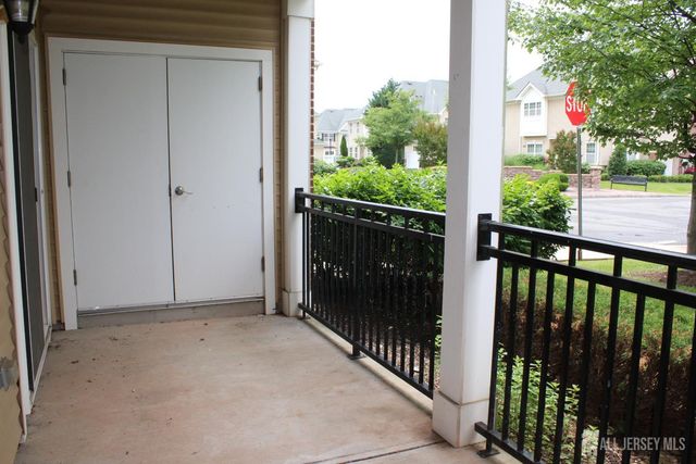 611 Doral Court, Piscataway, NJ 08854