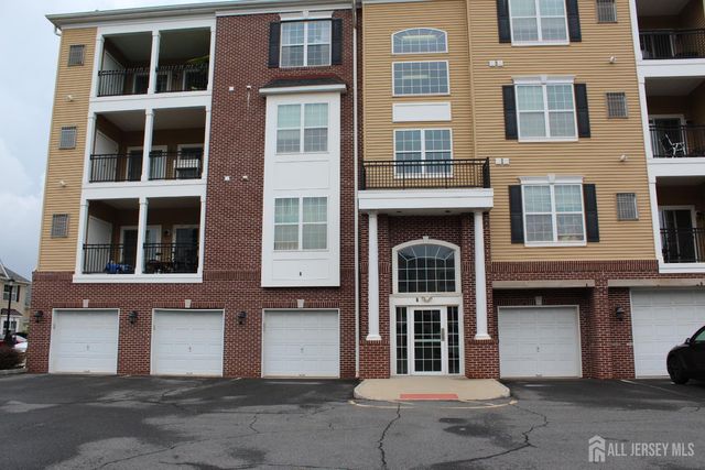 611 Doral Court, Piscataway, NJ 08854
