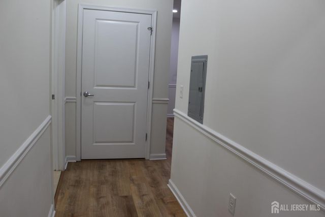 611 Doral Court, Piscataway, NJ 08854