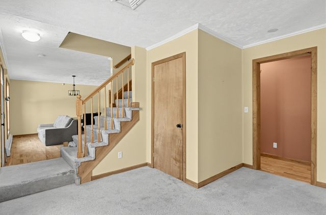 305 Wren St, Taunton, MA 02718