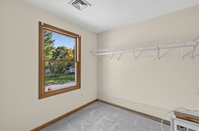 305 Wren St, Taunton, MA 02718