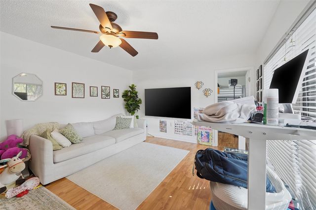 9142 SW 23rd Street D, Davie, FL 33324