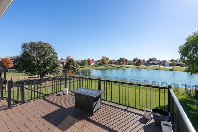 1617 N McRae Ct, Goddard, KS 67052