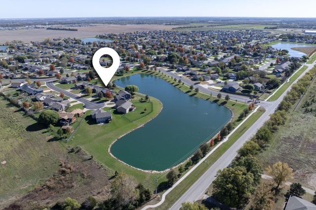 1617 N McRae Ct, Goddard, KS 67052