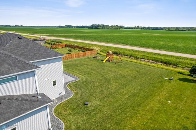 440 B52 Boulevard, Kindred, ND 58051