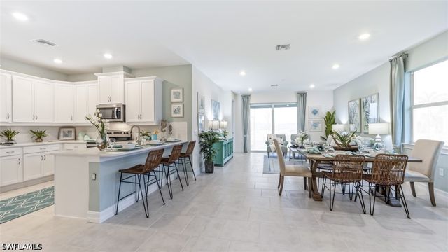 8317 Bridgewater DR, North Fort Myers, FL 33917