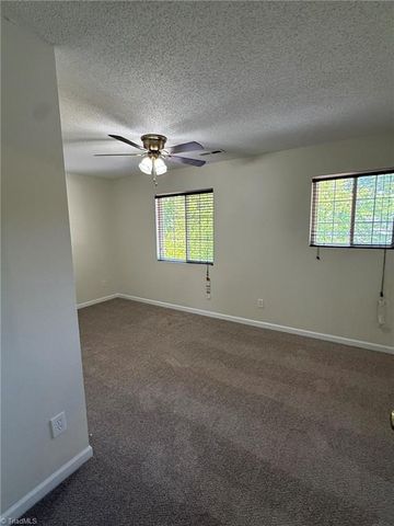 4 Vodington Circle, Greensboro, NC 27405