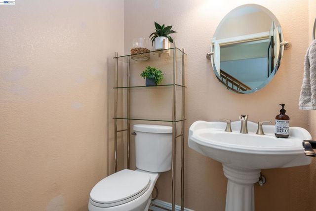 7691 Church Street B, Gilroy, CA 95020