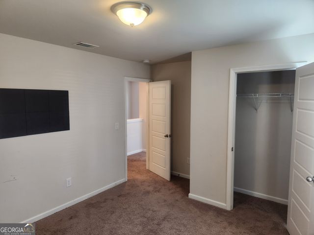 47 Station Overlook Drive, Auburn, GA 30011