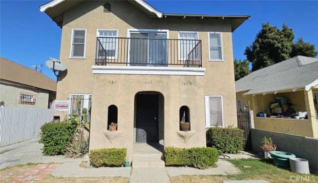 725 W 41st, Los Angeles, CA 90037