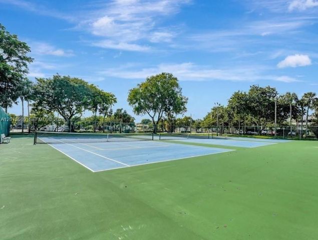 6095 N Sabal Palm Boulevard 103, Tamarac, FL 33319