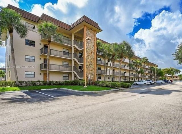 6095 N Sabal Palm Boulevard 103, Tamarac, FL 33319