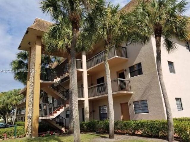 6095 N Sabal Palm Boulevard 103, Tamarac, FL 33319