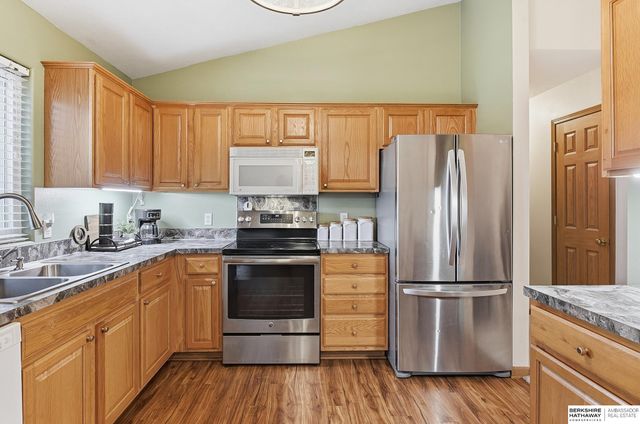 5409 S 190th Street, Omaha, NE 68135