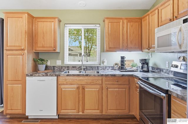 5409 S 190th Street, Omaha, NE 68135