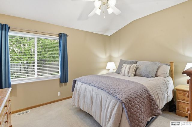 5409 S 190th Street, Omaha, NE 68135