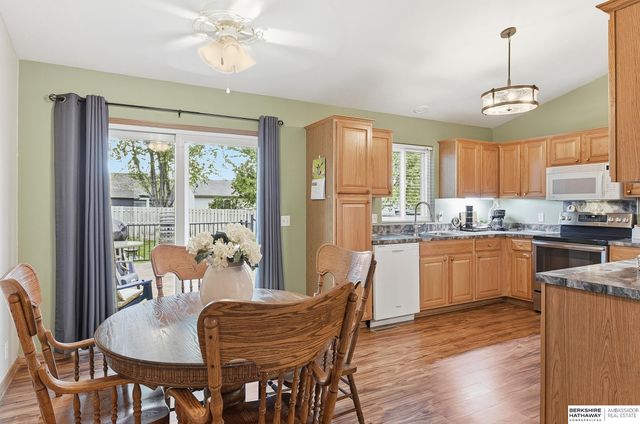 5409 S 190th Street, Omaha, NE 68135