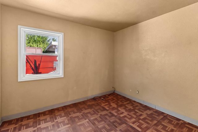 1022 Frienza Ave, Sacramento, CA 95815