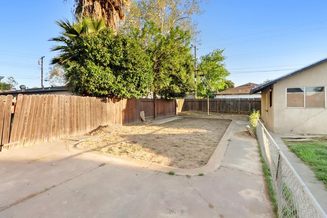 1022 Frienza Ave, Sacramento, CA 95815