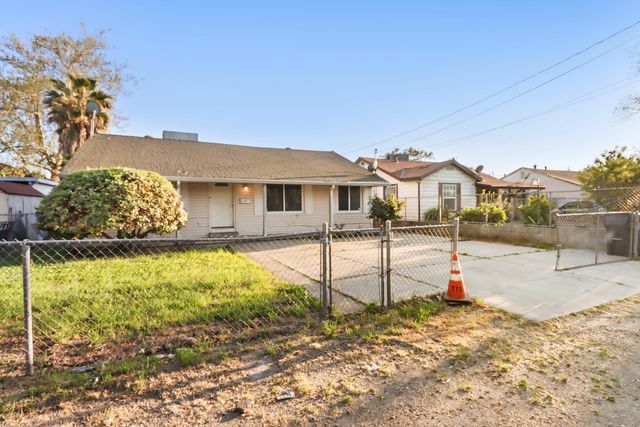 1022 Frienza Ave, Sacramento, CA 95815