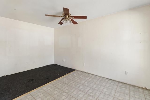 1022 Frienza Ave, Sacramento, CA 95815