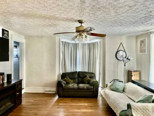 211 E Plum Street, Tipp City, OH 45371