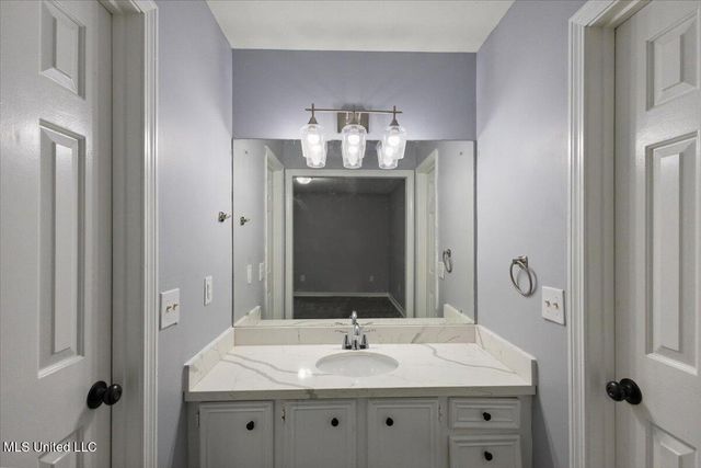 2455 River Oaks Boulevard, A And B, Jackson, MS 39211