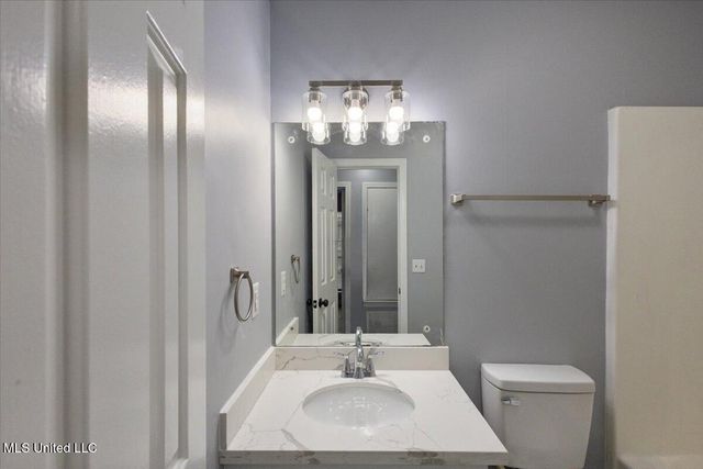 2455 River Oaks Boulevard, A And B, Jackson, MS 39211