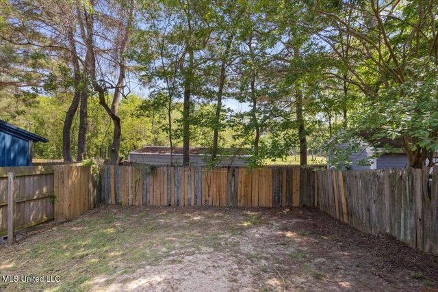 2455 River Oaks Boulevard, A And B, Jackson, MS 39211