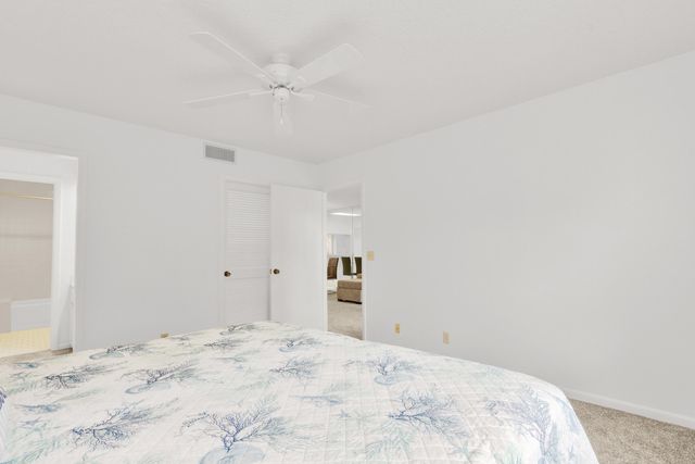 115 Bamboo Road 205, Palm Beach Shores, FL 33404