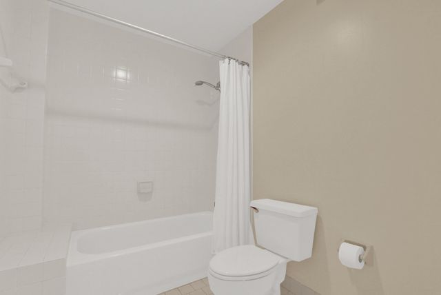 115 Bamboo Road 205, Palm Beach Shores, FL 33404