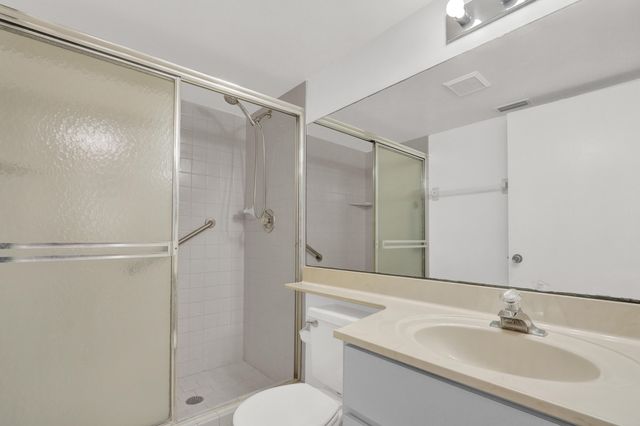 115 Bamboo Road 205, Palm Beach Shores, FL 33404