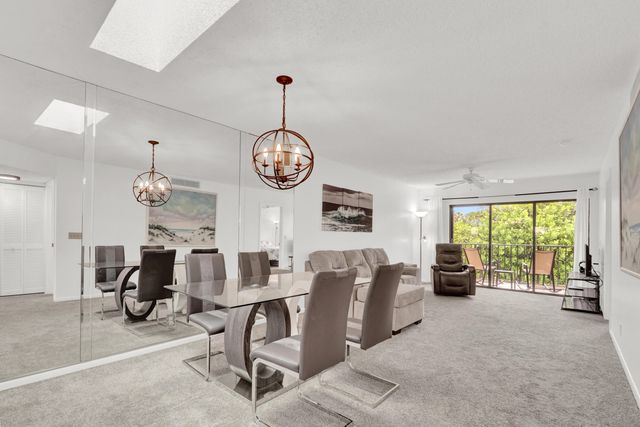 115 Bamboo Road 205, Palm Beach Shores, FL 33404