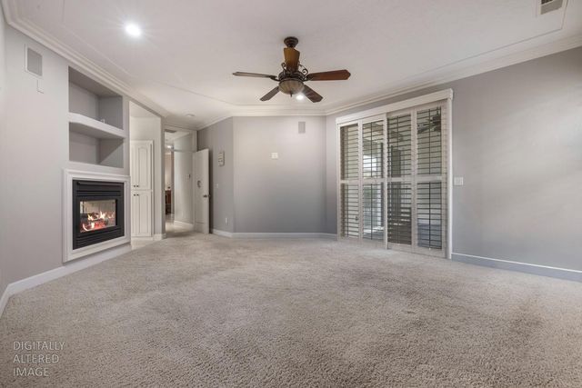 2067 Robin Hood Ln, Merced, CA 95340