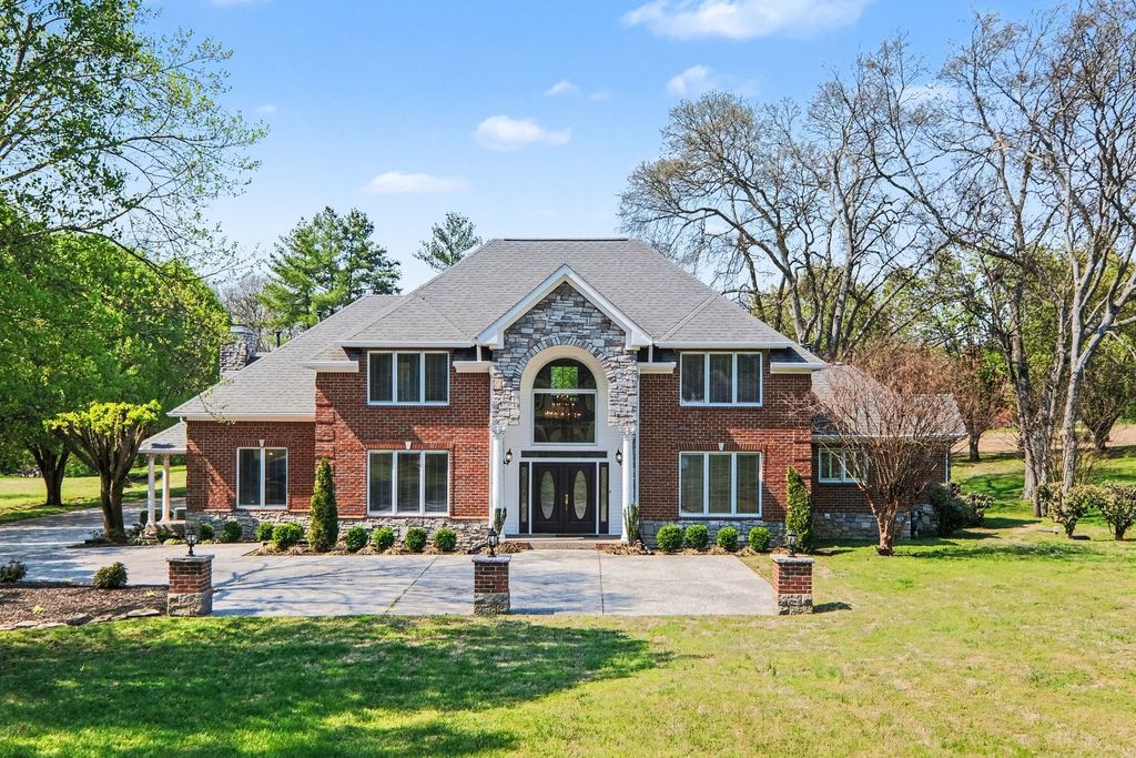 1195 Rosewood Trl, Mount Juliet, TN 37122