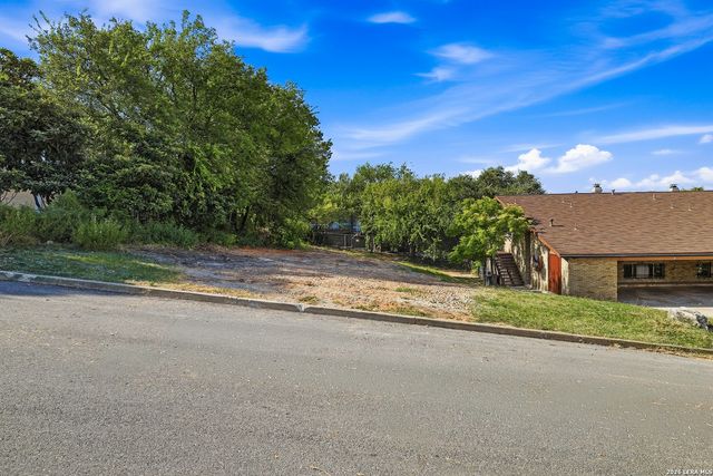 6606 Southpoint St, San Antonio, TX 78229