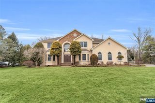 1 Sherwood Court, Old Tappan, NJ 07675