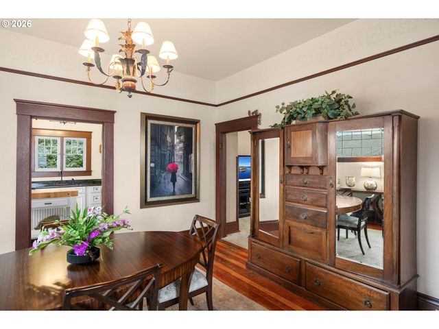 837 Se WATSON St, Roseburg, OR 97470