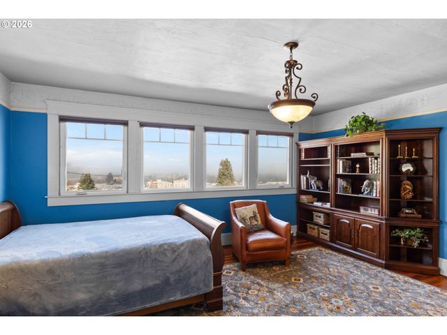 837 Se WATSON St, Roseburg, OR 97470