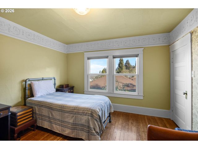 837 Se WATSON St, Roseburg, OR 97470