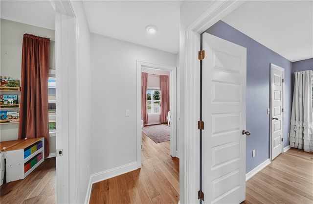 5803 W Poison Springs Drive, Fayetteville, AR 72704