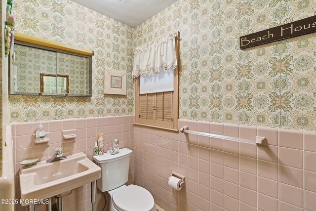 204 Neptune Place, Sea Girt, NJ 08750